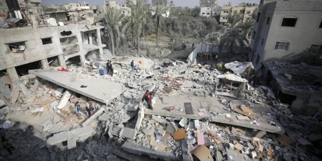 Muertos y heridos palestinos en bombardeos israelíes contra diversas zonas de Gaza